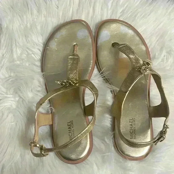 MICHAEL Michael Suki Charms Thong Sandals Gold Metallic Size 7.5 - Picture 8 of 8